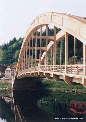Most Dr. Edvarda Beneše